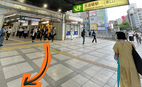 水道橋駅東口からパーソナルマシンピラティスPULSEへの道順1