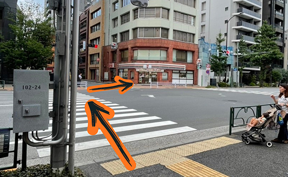 水道橋駅東口からパーソナルマシンピラティスPULSEへの道順1